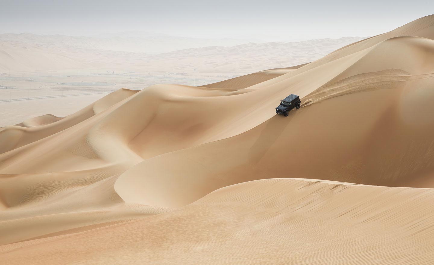 Off-Road Driving On Sand: How To Conquer The Wilderness?
