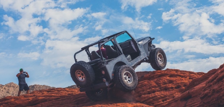 How To Drive Off-Road In The UAE?